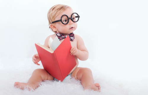 Titre professionnel IEPE : ce que les professionnels de la petite enfance doivent comprendre